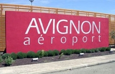 Flughafen Avignon Aeroport Avignon Caumont Airport