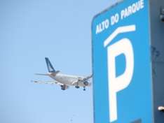 Parken Parkplätze Parkmöglichkeiten Parkgebühren Flughafen Lyon