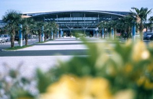 Flughafen Pau Aéroport Pau Airport Pyrenées