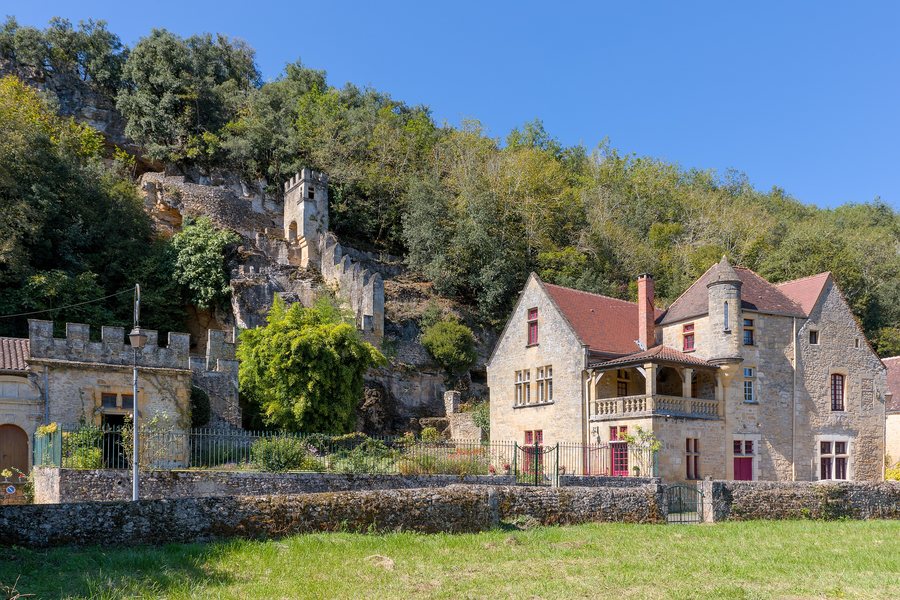 File:Carsac-Aillac - Château de Carsac.jpg