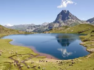 Bergsee in den Pyrenäen