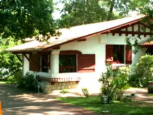 Ferinhaus in Biarritz baskischer Stil