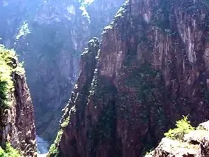 Gorges de Daluis Schlucht (Alpes-Maritimes)