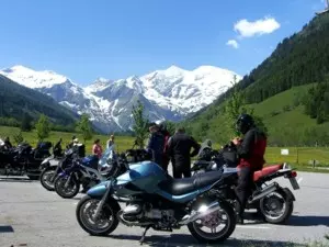 Bikertreff in den Hautes-Alpes